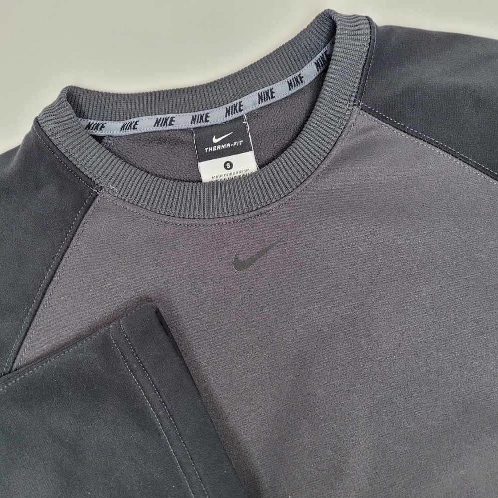 Nike Therma-FIT Crewneck Sweatshirt Mens S Grey Black Excellnt 574401-010 Fleece